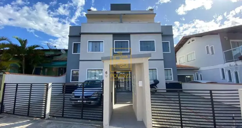 Apartamento duplex a 500m da praia no centro de Barra Velha