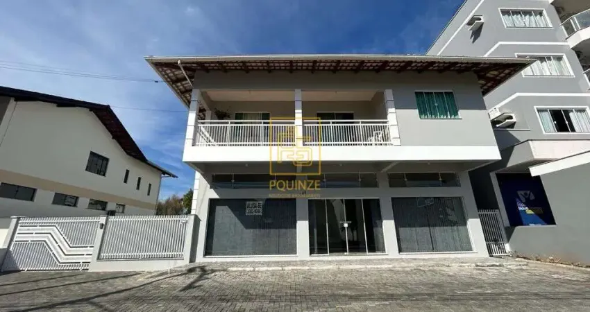 Casa residencial/comercial próximo ao centro de Timbó!!