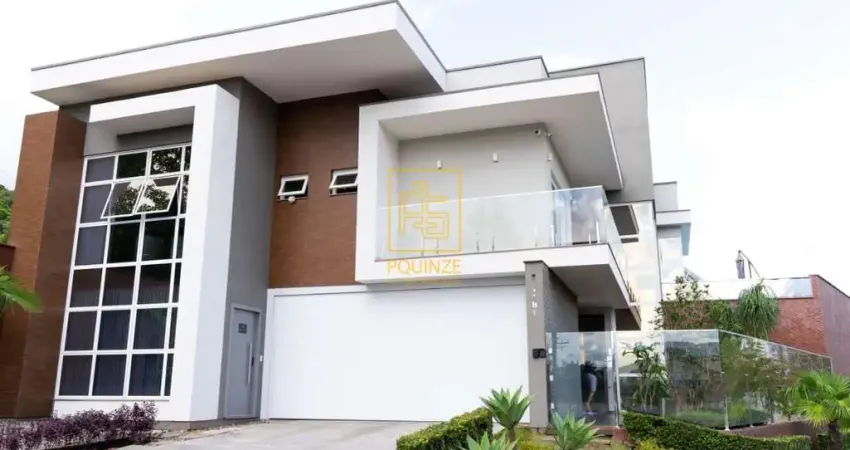Charmosa casa com alto padrão de acabamento na Vila Germer