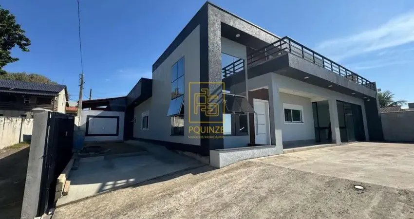 Casa com vista para o mar e alto padrão de acabamento a apenas 30 metros da praia