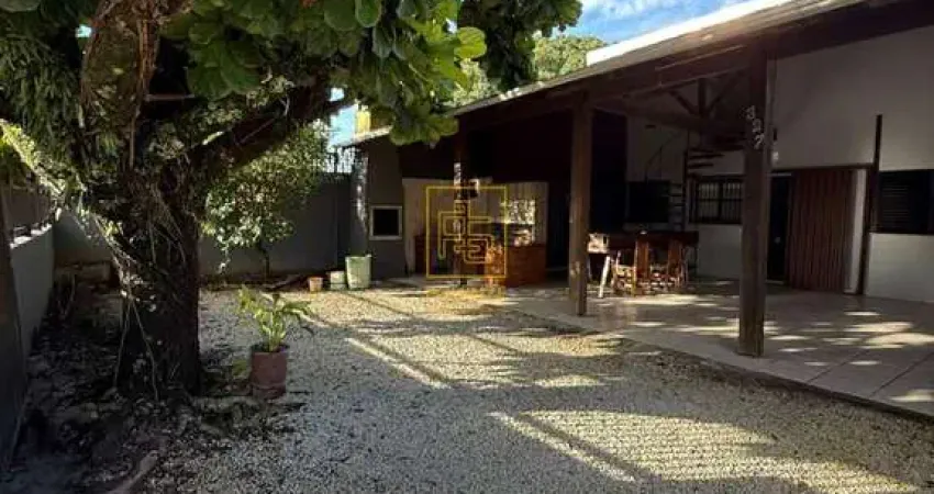 Casa com 4 quartos à venda no Centro, Penha 