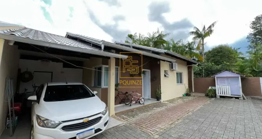 Casa com 3 quartos à venda no Centro, Ascurra