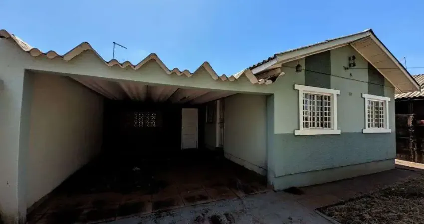 Casa com 3 quartos à venda na Rua Sibiruna, 612, Jardim Parigot de Souza, Rolândia