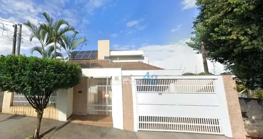 Casa com 3 quartos à venda na Rua do Império, 85, Jardim São José, Cambé