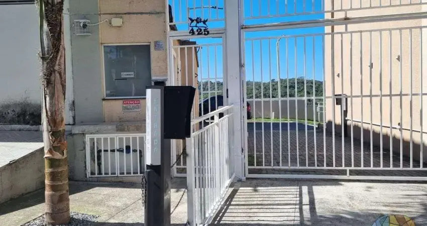 Casa com 2 quartos à venda na Rua Benedito Maia, 425, Jardim Itapeva, Mauá