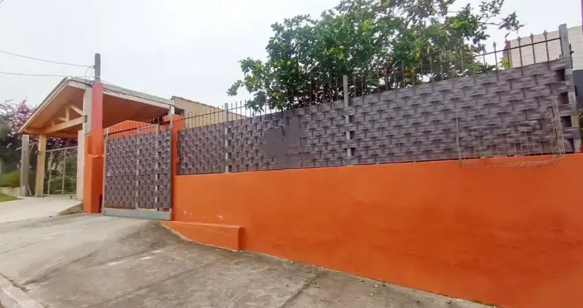 Casa para Locação em Gravataí, Loteamento Jardim Timbaúva, 2 dormitórios, 1 banheiro, 2 vagas