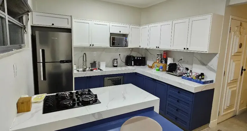 3 QUADRAS DA PRAIA! REFORMADO! 100M² 3 DORMS (1 SUITE C/ CLOSET) 3 BANHEIROS, VAGA BOX 1 CARRO +MOTO