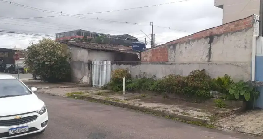 Casa com 4 quartos à venda na Rua dos Ferroviários, 1129, Cajuru, Curitiba