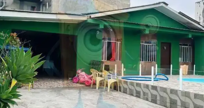 Casa para Venda em Curitiba, Capão da Imbuia, 3 dormitórios, 1 suíte, 1 banheiro