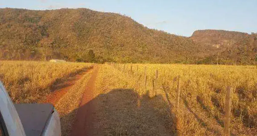 FAZENDA NA SERRA DE SÃO VICENTE - à venda, 40000000 m² por R$ 60.000.000 - Zona Rural - Santo Antônio do Leverger/MT