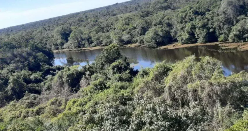 Fazenda à venda, 9600000 m² por R$ 6.000.000,00 - Centro - Poconé/MT