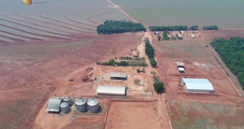 '*solo fértil:* terra pronta para plantio de alta produtividade.'