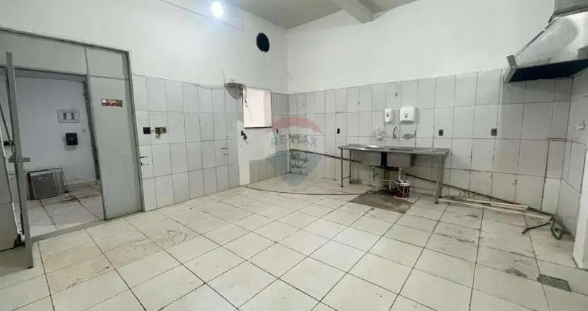 Loja com 55m² à venda por R$ 120.000,00 na Vila da Penha - RJ