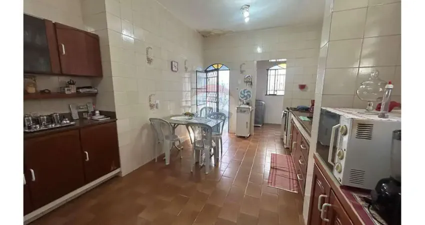 Casa Bi familiar com 2 quartos 122m² á venda por R$ 420.000,00 - Vila Kosmos - RJ