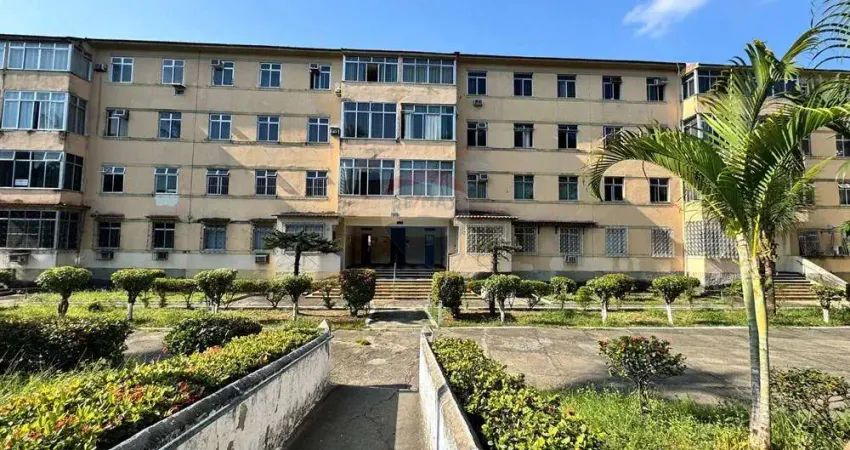Apartamento de 39 m²  à venda por R$ 115.000, na Av. Dom Helder Câmara- Benfica-RJ