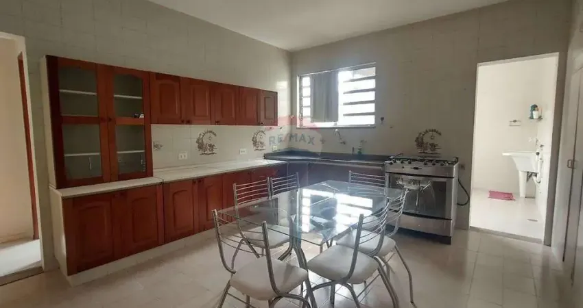 Apartamento de 2 quartos sendo uma suíte com 100m², à venda por R$ 200.000,00 em Cascadura - Rio de Janeiro.
