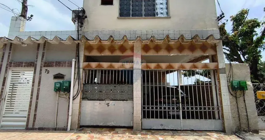 Casa bifamiliar de 78m2, 2 quartos, 2 vagas de garagem, a venda por r$450.000, em vista alegre