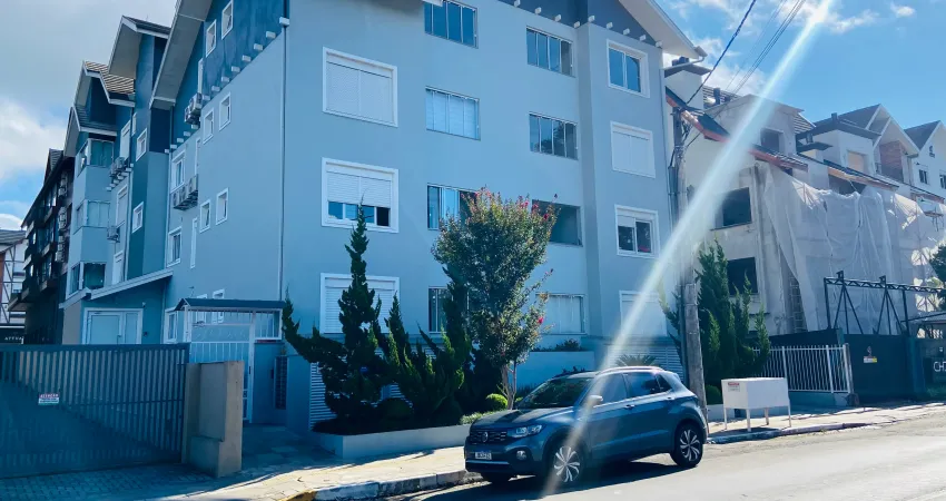 Apt com 1 dormitório(suíte) + lavabo e churrasqueira centro de Canela!