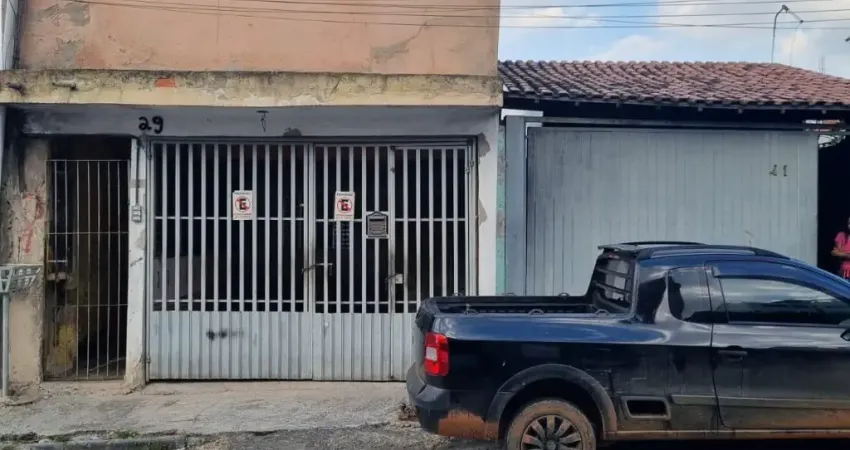 Casa em Jandira ótima localização com entrada e parcelas direto com o proprietário