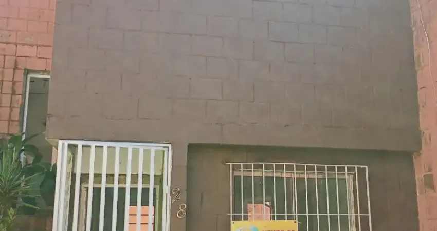 Sobrado geeminado em jandora comuna urbana com entrada e parcelas