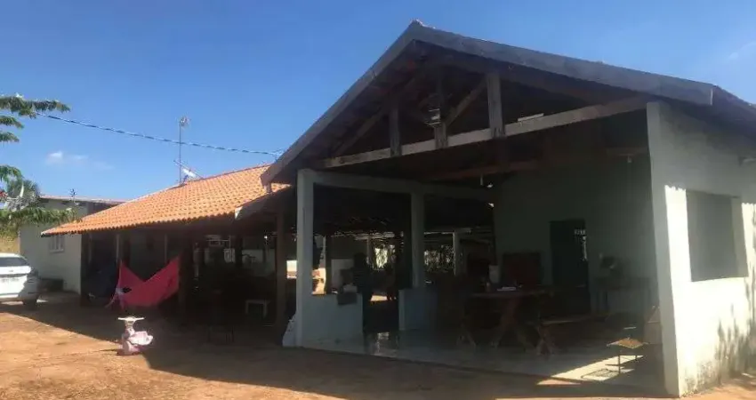 Chácara / sítio com 3 quartos à venda no Centro, Terenos 