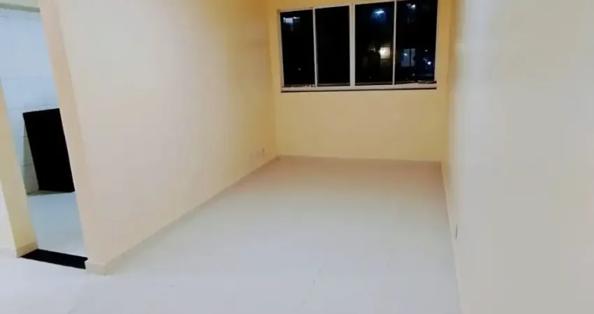 Apartamento Com Quarto Ampliado em Colégio a poucos passos do metrô