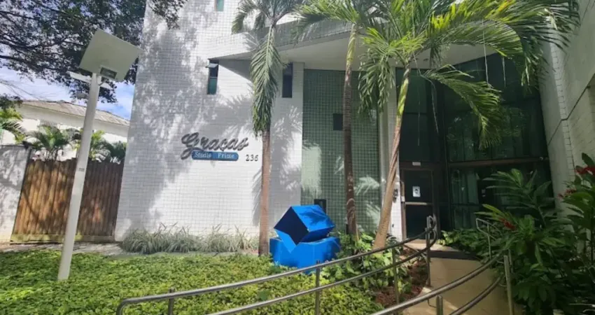 Apto a venda nas graças com um quarto, todo reformado e lazer completo.