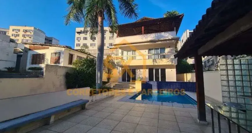 Casa Alto Padrão em Jardim Guanabara, Rio de Janeiro/RJ