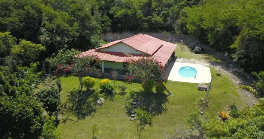 Fazenda / Sítios / Chácaras com 3 quartos à venda em Sabará
