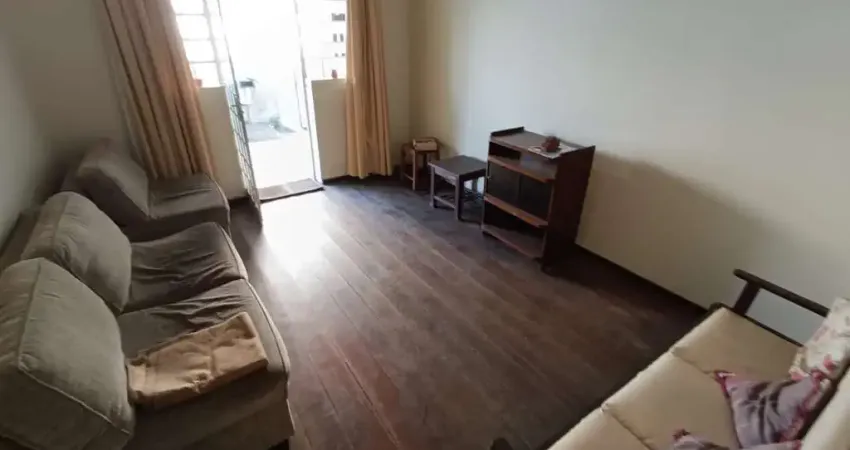 Casa com 4 quartos à venda na Rua Vicentina de Souza, Sagrada Família, Belo Horizonte