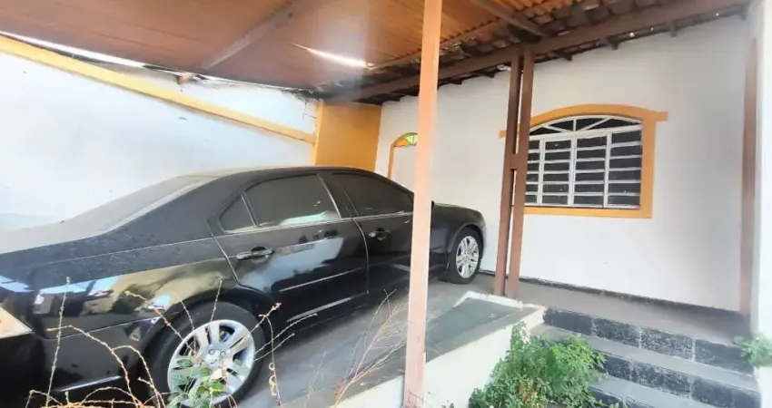Casa com 2 quartos à venda na Rua Geraldo Menezes Soares, Sagrada Família, Belo Horizonte