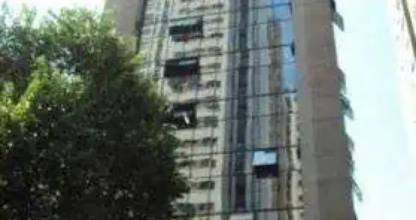 Sala comercial á venda em Moema com  45m² com 1 vaga em Moema