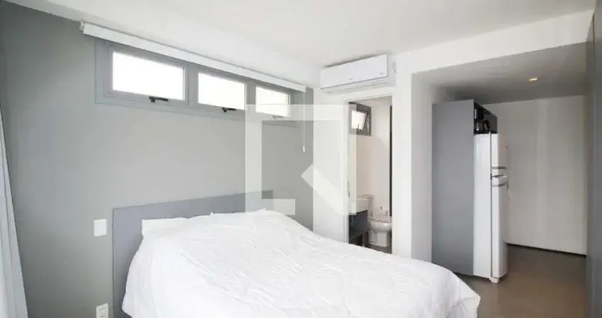 Kitnet / Stúdio à venda na Avenida dos Imarés, 354, Moema, São Paulo