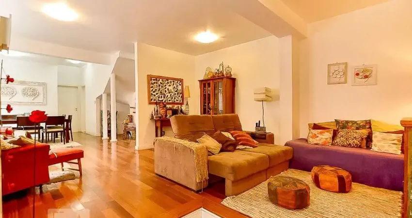 Casa com 5 quartos à venda na Rua Cristóvão Pereira, 539, Campo Belo, São Paulo