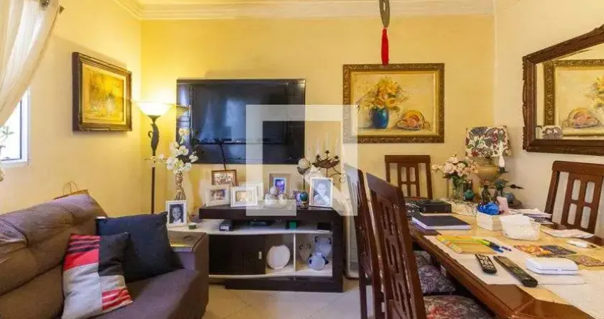 Casa com 2 quartos à venda na Rua Antônia Soveral, 143, Vila Carrão, São Paulo