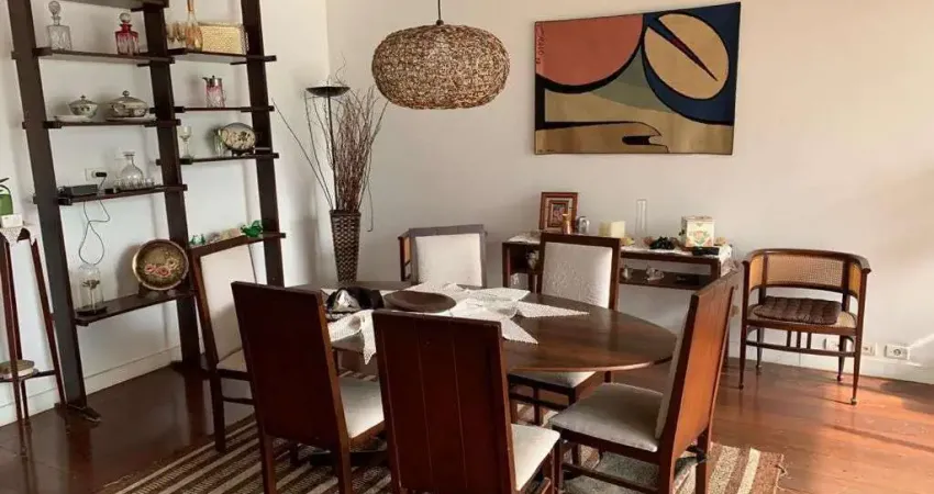 Casa com 4 quartos à venda na Rua Cristóvão Pereira, 311, Campo Belo, São Paulo