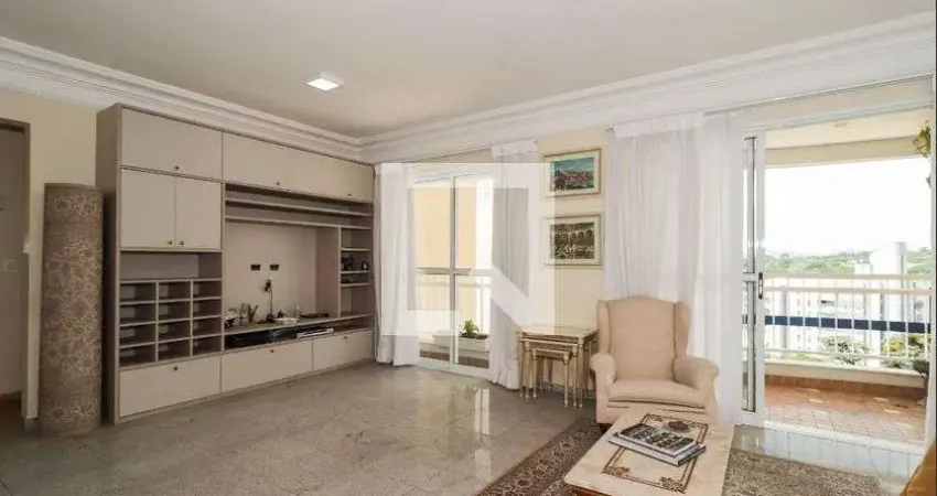 Apartamento com 3 quartos à venda na Rua dos Três Irmãos, 149, Morumbi, São Paulo