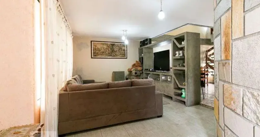 Casa com 3 quartos à venda na Rua Acaju, 170, Vila Carrão, São Paulo