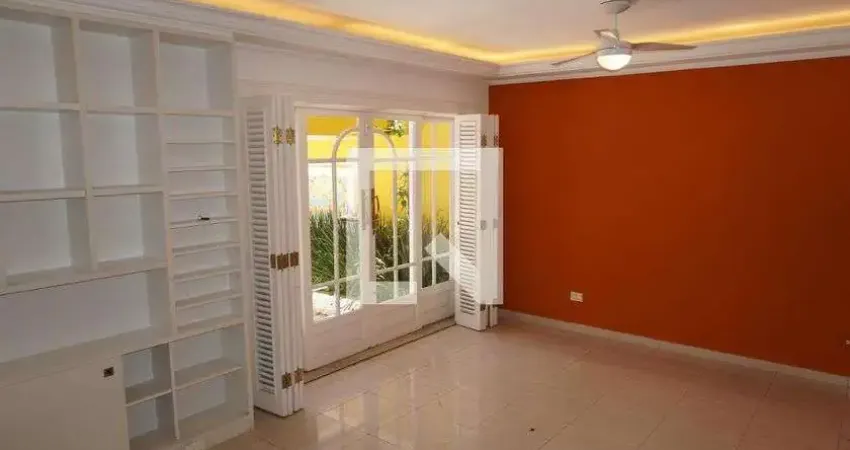 Casa com 3 quartos à venda na Rua Estela Sezefreda, 59, Pinheiros, São Paulo