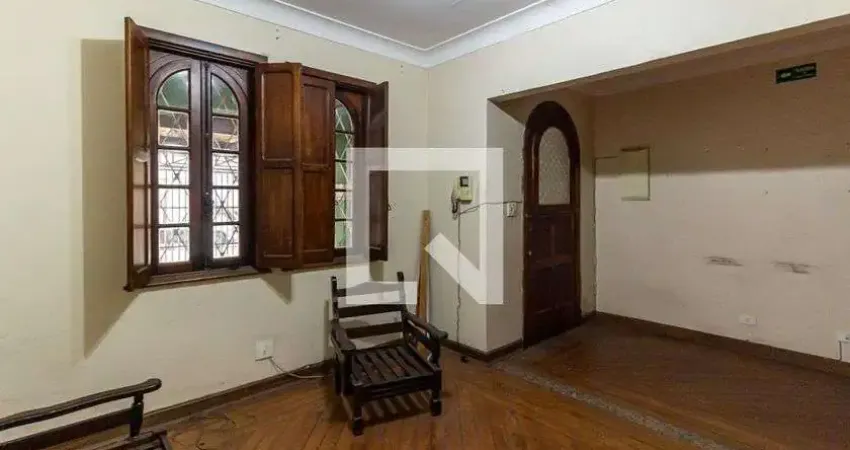 Casa com 3 quartos à venda na Rua Artur Prado, 29, Bela Vista, São Paulo