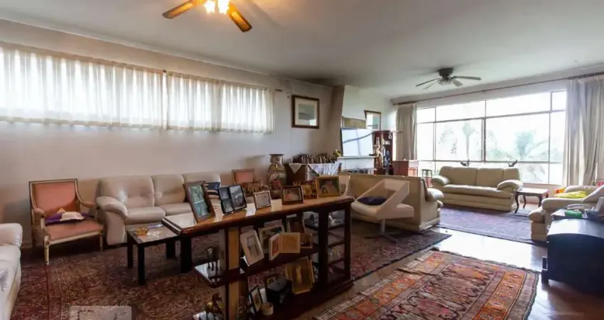 Casa com 3 quartos à venda na Avenida Albert Einstein, 494, Morumbi, São Paulo