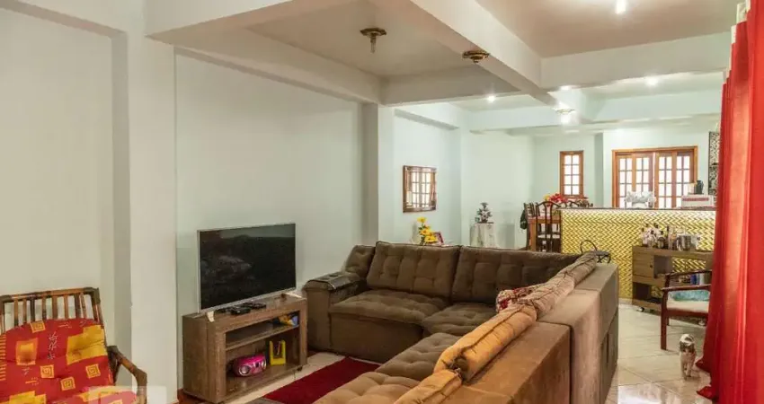 Casa com 3 quartos à venda na Rua Mariano Moro, 696, Itaquera, São Paulo