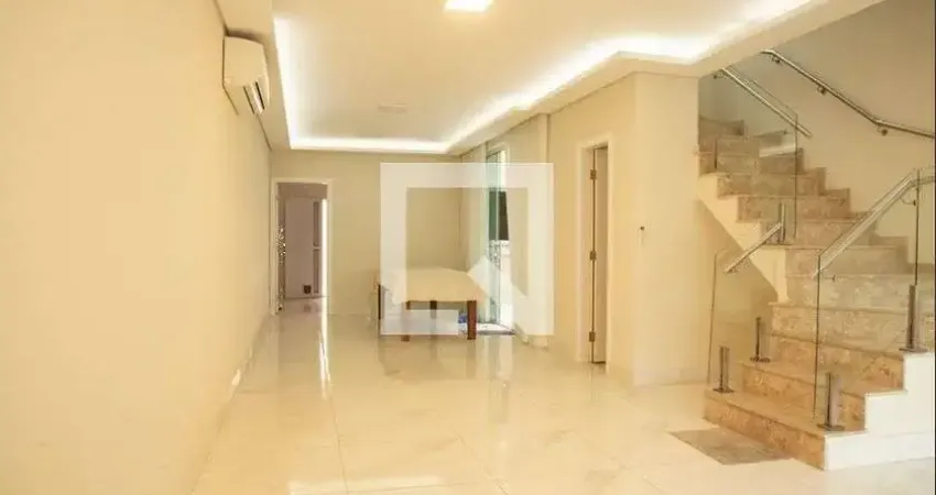 Casa com 3 quartos à venda na Rua Pero Neto, 338, Saúde, São Paulo