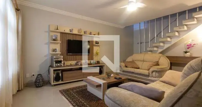 Casa com 3 quartos à venda na Rua Iacri, 250, Vila Carrão, São Paulo