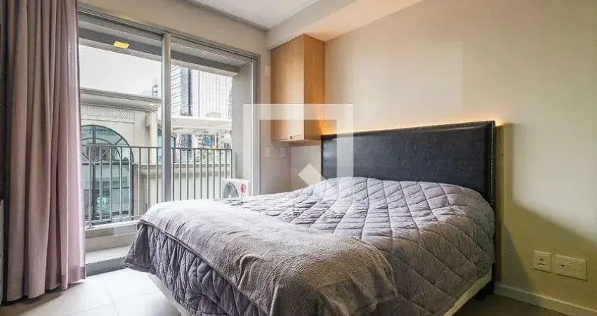 Kitnet / Stúdio à venda na Rua Dona Maria Carolina, 692, Jardim Paulistano, São Paulo