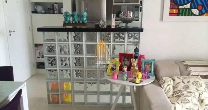 Apartamento de 48m² com dois dormitórios, um banheiro e uma vaga á venda no parque rebouças apartame