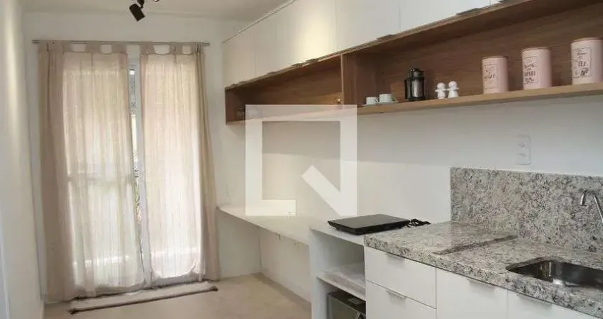 Kitnet / Stúdio à venda na Rua Alves Guimarães, 190, Pinheiros, São Paulo