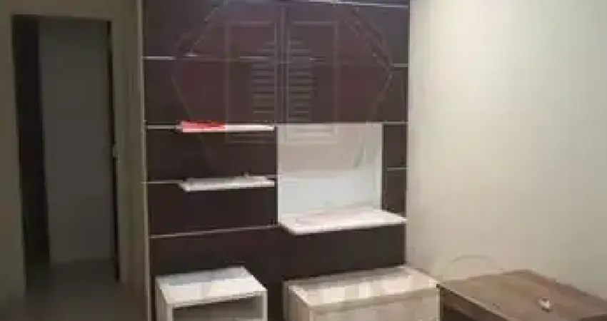 APARTAMENTO COM 2 QUARTOS (1 PLANEJADO), COZINHA PLANEJADA COM FOGÃO, 1 VAGA COBERTA
