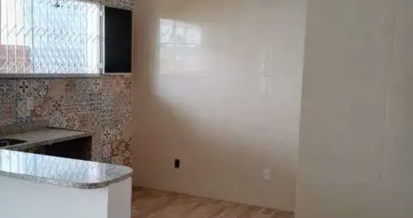 Casa estilo de boneca em CG. RJ , com Escritura, 01 quarto podendo ampliar na laje
