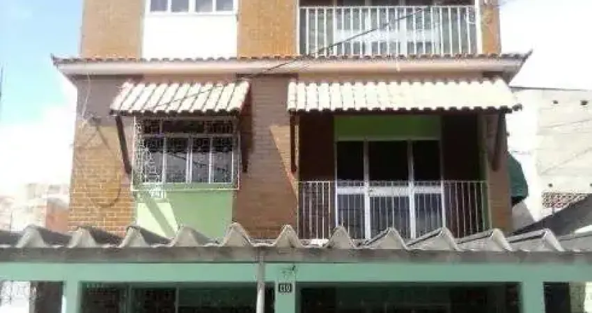 Apto em prédio particular, com 2 quartos em Paciência - Rio de Janeiro - RJ